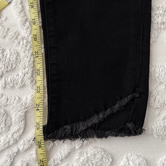 NWOT- BDG - Women's Black Skinny Jeans - Picture 2 of 7